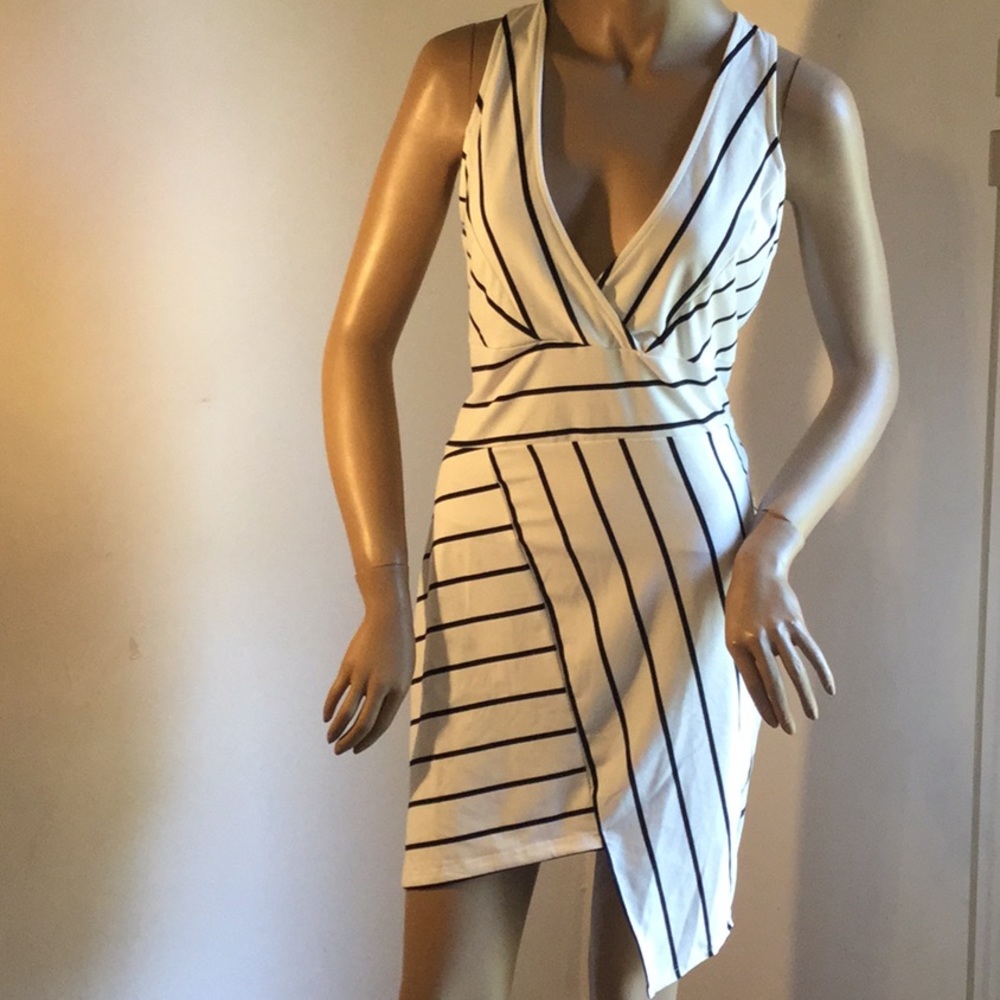 Summer Lines cotton Black on white summer dress